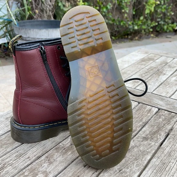 New - Picture 2 of 2